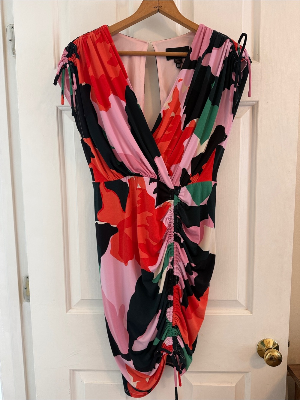 Donna Morgan Bold Abstract Surplus Bodice V-Neck Asymmetric Dress size 6